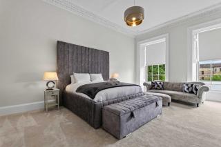 Spacious 5-Bedroom Glasgow Home Perfect for City Breaks - 2
