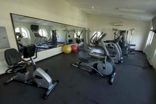 Modern Beachfront Condo with Pool - Sapphire 118 - 4