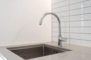 Central City Luxury Apartment stunning views sunny - 5