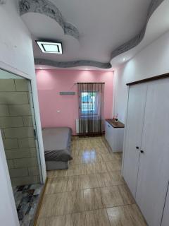Sixtor hause - 8