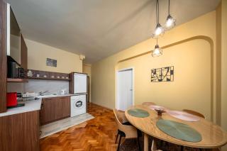 Spacious 2BD Apartment in the Heart of Sofia by Flаt Mаnаgеr - 3