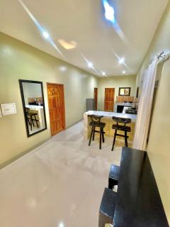 Millcar Home - Near Airport, Main Town and Beaches - 8