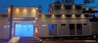 La Soiree Hotels and Suites - 8