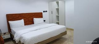 La Soiree Hotels and Suites - 5