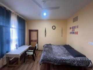 Baithak In Bir Stays - 3