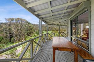 Tumbaramba - BYO Linen - Wye River - 3