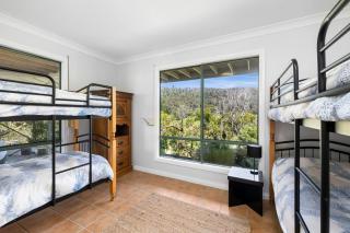 Tumbaramba - BYO Linen - Wye River - 1