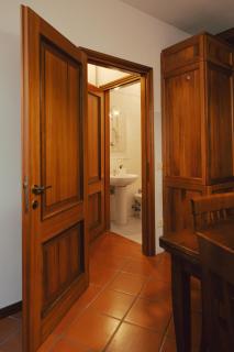 Central Elegance Apartment with Parking - 7