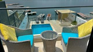 The Blue Moon Villa with Marina access And free Ka yak - Al Dana Island Fujairah - 9