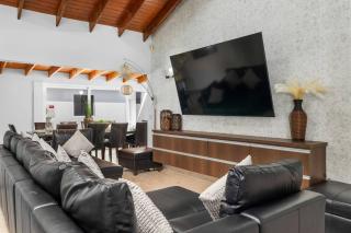Sotto del Sol 7BR Pool Villa Near Palm Beach & Ritz by Bocobay - 7