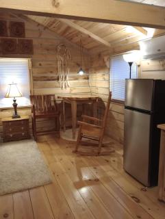 Hysteria Hollow Cabin - 1