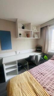 For Students Only - Spring Gardens in Aberdeen - 7