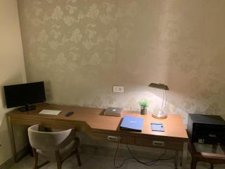 Gems Flat - 5