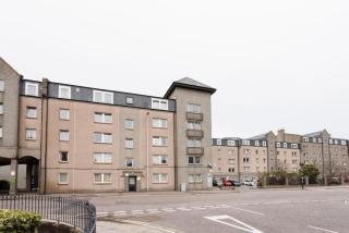 For Students Only - Spring Gardens in Aberdeen - 0