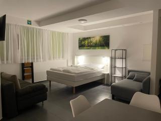 N27 City Stay - Apartment Near Main Station - 24h Self-Check-in - 1