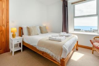 3 Bed in Porthleven oc-atlant - 2