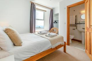 3 Bed in Porthleven oc-atlant - 1