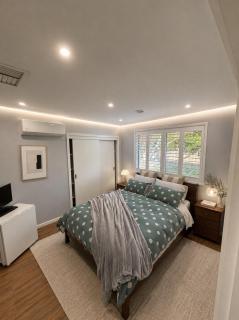 Guest ensuite room with private entrance - 9