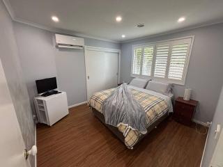 Guest ensuite room with private entrance - 5
