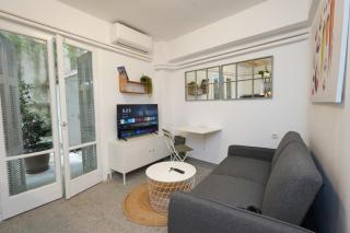 The Extravagant studio in Pagkrati, Near Stadium - 0