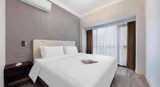 Wuhan Future City Hotel - 1