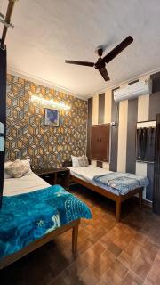 Swaastik guest house - 1