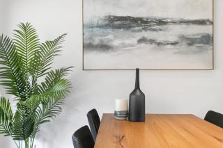 The Beach Hut - BYO Linen - 7