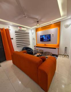 2-Bedroom Apartment with Furnished Living Room - 8