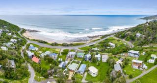 The Beach Cottage - 9