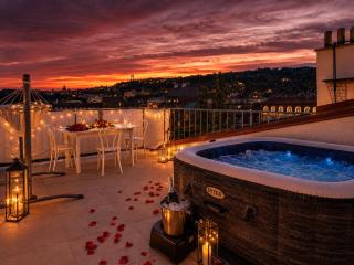Royal Skyline Penthouse - 7