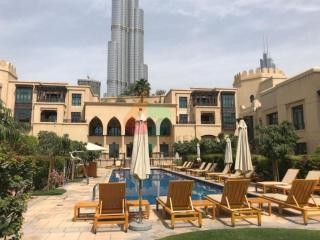 Vacationer Holiday Homes I Charming 2 Bedroom I Pool Boasting Burj Khalifa Views l Souk Al Bahar - 9