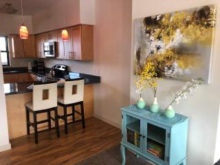 Modern Apt #202 - a Block from St. Pat's Hospital - 9