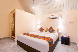FabHotel Hill View Cottages - Nr Club Cubana - 8