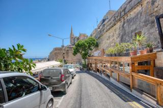 Stylish 1-Bedroom Apartment in UNESCO Valletta - 8