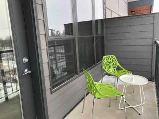 Modern Apt #302 - a Block from St. Pat's Hospital - 1