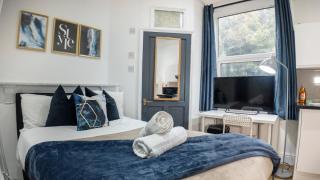Stylish Studio in harbone with netflix - 2