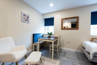 The Pier Rooms at The Wellington Sleeps 6 - 8