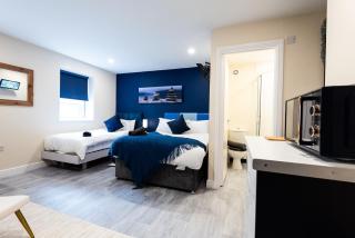 The Pier Rooms at The Wellington Sleeps 6 - 5