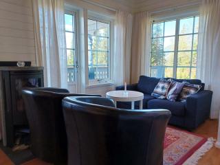 Family Cabin Near Slopes with Fireplace - 3