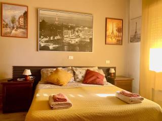 Suite beachfront near the station and Port, 5 beds - 7