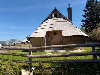 Chalet Lepenatka with Sauna - I feel Alps - 0
