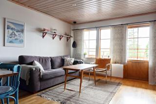 3BR Flat with Private Sauna and Parking - 0