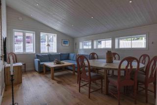 Central Spacious House for 12 with Sauna - 9