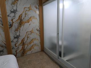 River Cliff villa - 1