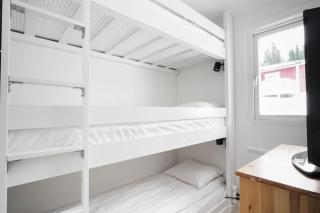 Cozy Cabin for 5 with Free parking - 6