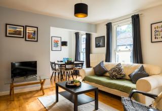 Tower View Apartment - 2 bedrooms by Stay North - 2