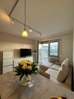Fully furnished studio near Luxembourg station! - 0
