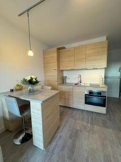 Fully furnished studio near Luxembourg station! - 1