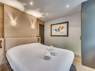 Appartement de standing avec terrasse plein sud, centre Val d'Isère, proche pistes, 8 personnes - FR-1-694-96 - 3