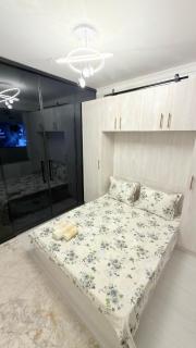 Cozy Modern Flat for Business & Leisure - 7